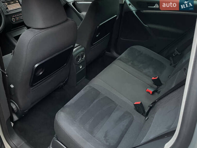 Серый Фольксваген Тигуан, объемом двигателя 2 л и пробегом 165 тыс. км за 15500 $, фото 35 на Automoto.ua