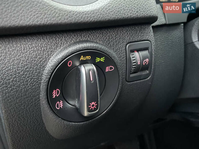 Серый Фольксваген Тигуан, объемом двигателя 2 л и пробегом 165 тыс. км за 15500 $, фото 47 на Automoto.ua