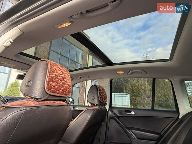 Сірий Фольксваген Тігуан, об'ємом двигуна 2 л та пробігом 176 тис. км за 12400 $, фото 41 на Automoto.ua