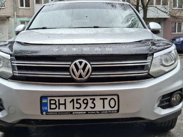 Серый Фольксваген Тигуан, объемом двигателя 2 л и пробегом 121 тыс. км за 13500 $, фото 15 на Automoto.ua