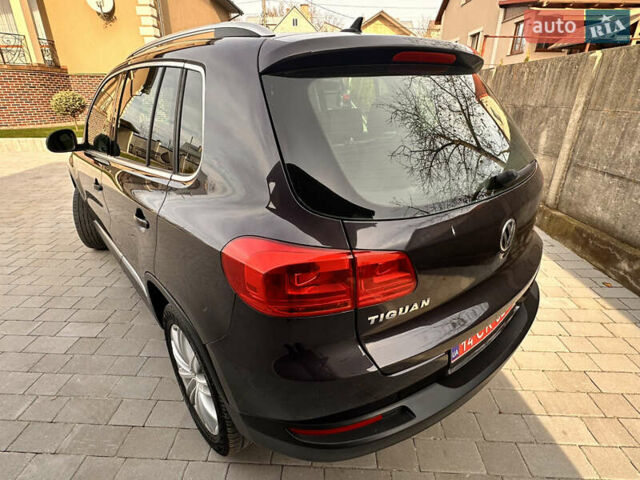 Серый Фольксваген Тигуан, объемом двигателя 1.98 л и пробегом 64 тыс. км за 15300 $, фото 27 на Automoto.ua