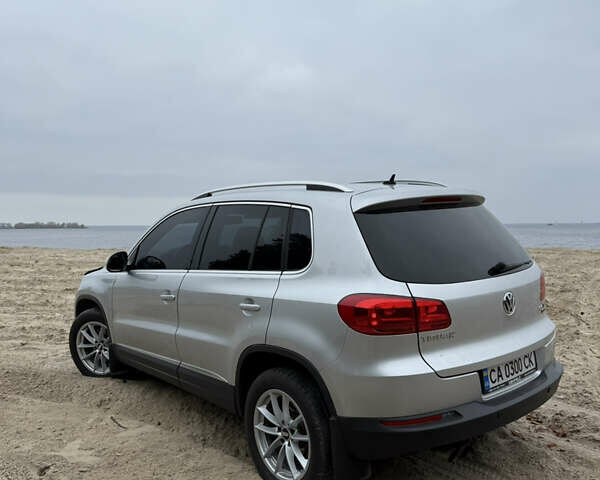 Сірий Фольксваген Тігуан, об'ємом двигуна 1.97 л та пробігом 192 тис. км за 17250 $, фото 6 на Automoto.ua