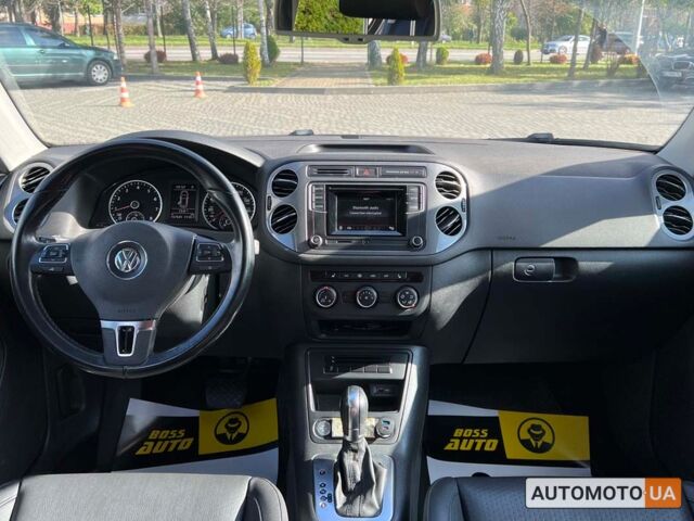 Сірий Фольксваген Тігуан, об'ємом двигуна 2 л та пробігом 243 тис. км за 13200 $, фото 10 на Automoto.ua
