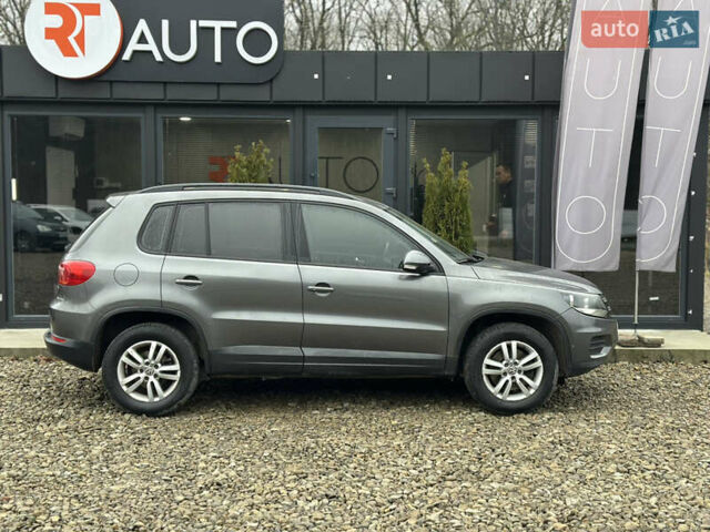 Серый Фольксваген Тигуан, объемом двигателя 2 л и пробегом 170 тыс. км за 12000 $, фото 6 на Automoto.ua
