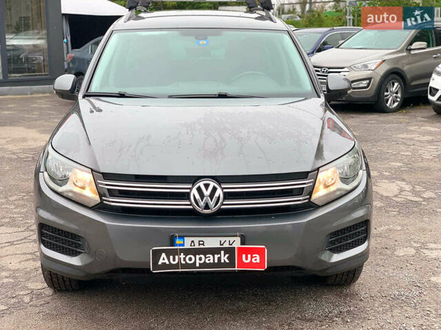 Серый Фольксваген Тигуан, объемом двигателя 2 л и пробегом 195 тыс. км за 15340 $, фото 1 на Automoto.ua