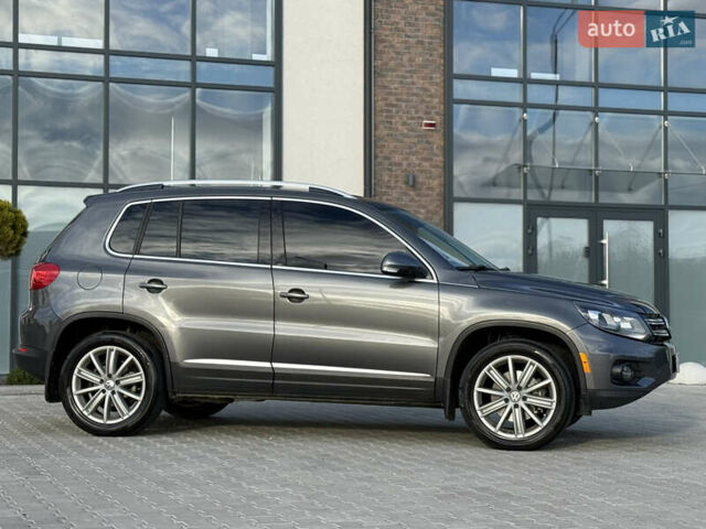 Сірий Фольксваген Тігуан, об'ємом двигуна 2 л та пробігом 176 тис. км за 12400 $, фото 8 на Automoto.ua