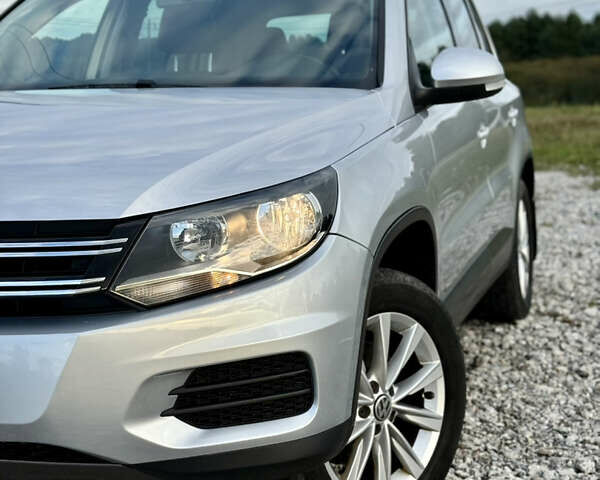 Серый Фольксваген Тигуан, объемом двигателя 1.98 л и пробегом 150 тыс. км за 13999 $, фото 3 на Automoto.ua