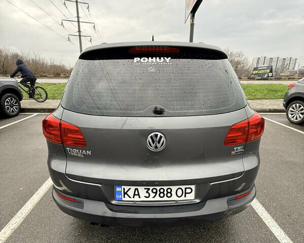 Сірий Фольксваген Тігуан, об'ємом двигуна 1.98 л та пробігом 187 тис. км за 12700 $, фото 4 на Automoto.ua