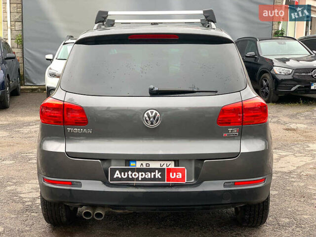Серый Фольксваген Тигуан, объемом двигателя 2 л и пробегом 195 тыс. км за 15340 $, фото 4 на Automoto.ua