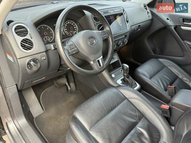 Фольксваген Тигуан 2015 в Борисполе на Automoto.ua Серый Фольксваген Тигуан, объемом двигателя 1.97 л и пробегом 169 тыс. км за 16500 $, фото 40 на Automoto.ua