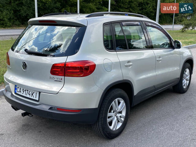 Сірий Фольксваген Тігуан, об'ємом двигуна 2 л та пробігом 224 тис. км за 13900 $, фото 18 на Automoto.ua