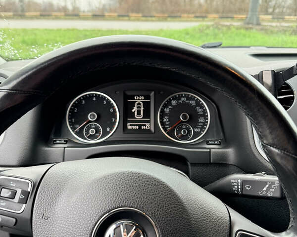 Сірий Фольксваген Тігуан, об'ємом двигуна 1.98 л та пробігом 187 тис. км за 12700 $, фото 7 на Automoto.ua