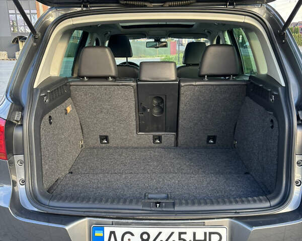 Серый Фольксваген Тигуан, объемом двигателя 1.98 л и пробегом 199 тыс. км за 13000 $, фото 15 на Automoto.ua