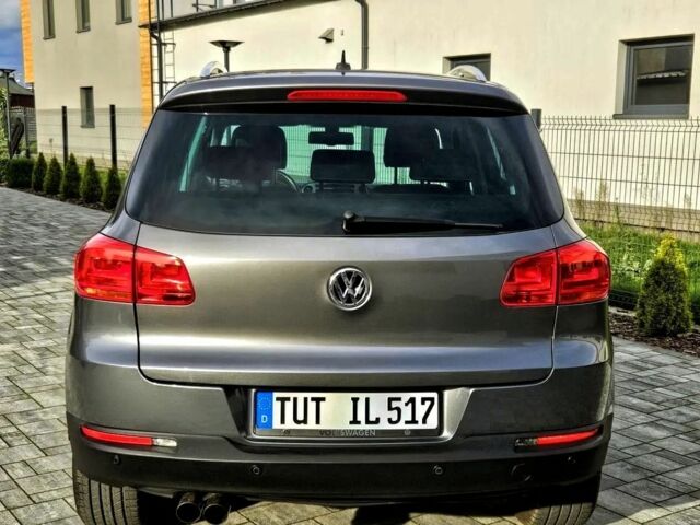 Серый Фольксваген Тигуан, объемом двигателя 2 л и пробегом 180 тыс. км за 8600 $, фото 11 на Automoto.ua