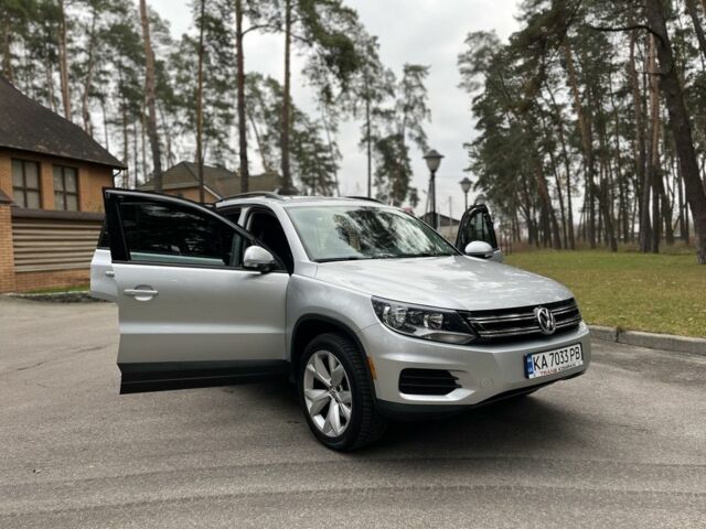 Серый Фольксваген Тигуан, объемом двигателя 2 л и пробегом 194 тыс. км за 12400 $, фото 14 на Automoto.ua