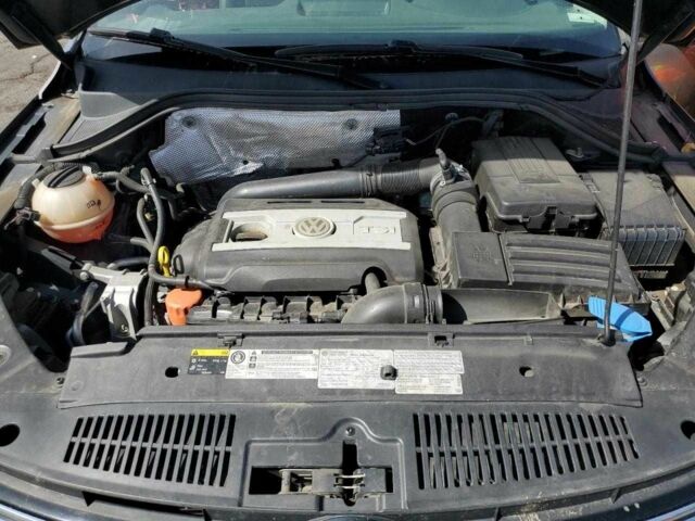 Серый Фольксваген Тигуан, объемом двигателя 0 л и пробегом 82 тыс. км за 1500 $, фото 11 на Automoto.ua