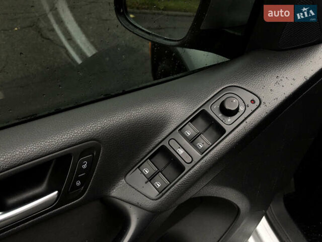 Сірий Фольксваген Тігуан, об'ємом двигуна 1.98 л та пробігом 197 тис. км за 13500 $, фото 24 на Automoto.ua