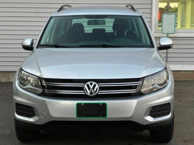 Сірий Фольксваген Тігуан, об'ємом двигуна 2 л та пробігом 71 тис. км за 7000 $, фото 1 на Automoto.ua