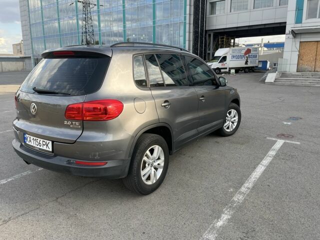 Сірий Фольксваген Тігуан, об'ємом двигуна 2 л та пробігом 193 тис. км за 11999 $, фото 2 на Automoto.ua