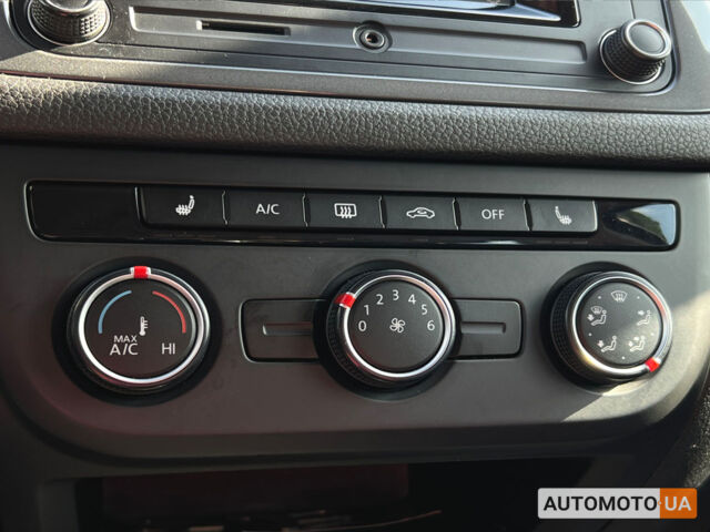 Сірий Фольксваген Тігуан, об'ємом двигуна 2 л та пробігом 243 тис. км за 13200 $, фото 18 на Automoto.ua