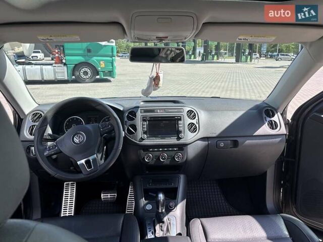 Сірий Фольксваген Тігуан, об'ємом двигуна 1.98 л та пробігом 175 тис. км за 13100 $, фото 14 на Automoto.ua