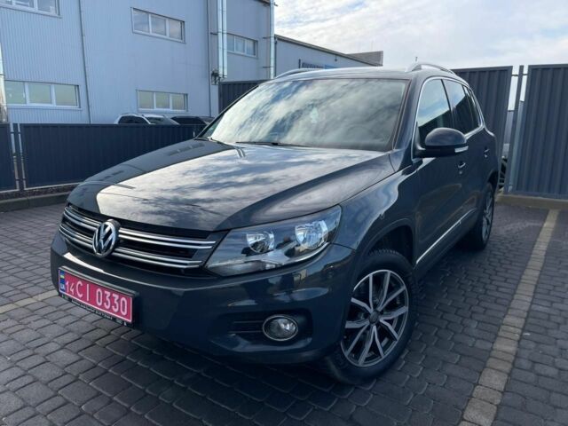 Серый Фольксваген Тигуан, объемом двигателя 2 л и пробегом 160 тыс. км за 17499 $, фото 1 на Automoto.ua