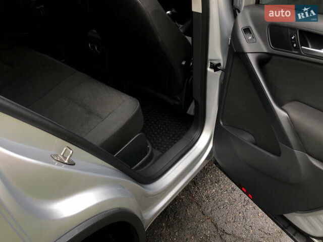 Сірий Фольксваген Тігуан, об'ємом двигуна 1.98 л та пробігом 197 тис. км за 13500 $, фото 38 на Automoto.ua