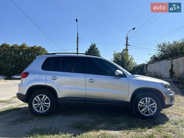 Сірий Фольксваген Тігуан, об'ємом двигуна 1.98 л та пробігом 135 тис. км за 12500 $, фото 1 на Automoto.ua