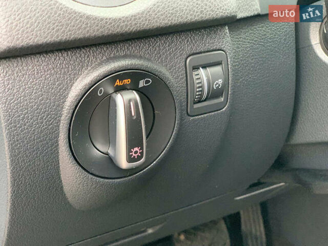 Серый Фольксваген Тигуан, объемом двигателя 2 л и пробегом 195 тыс. км за 15340 $, фото 21 на Automoto.ua