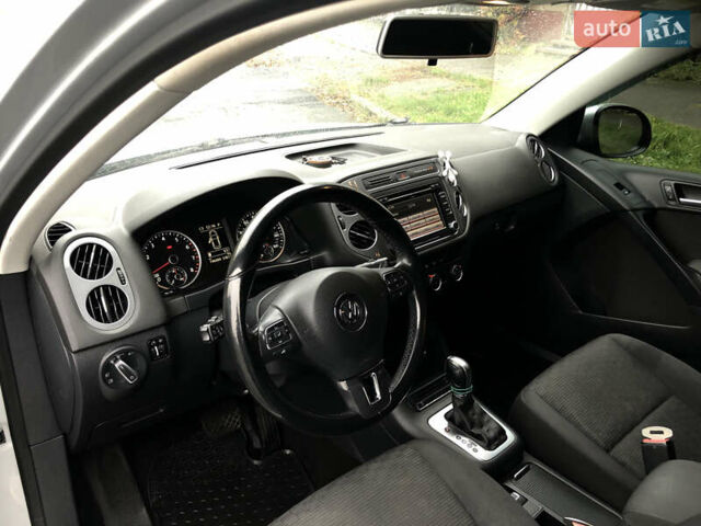 Сірий Фольксваген Тігуан, об'ємом двигуна 1.98 л та пробігом 197 тис. км за 13500 $, фото 21 на Automoto.ua