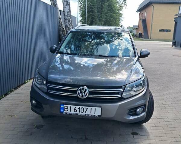 Серый Фольксваген Тигуан, объемом двигателя 1.98 л и пробегом 198 тыс. км за 14500 $, фото 23 на Automoto.ua