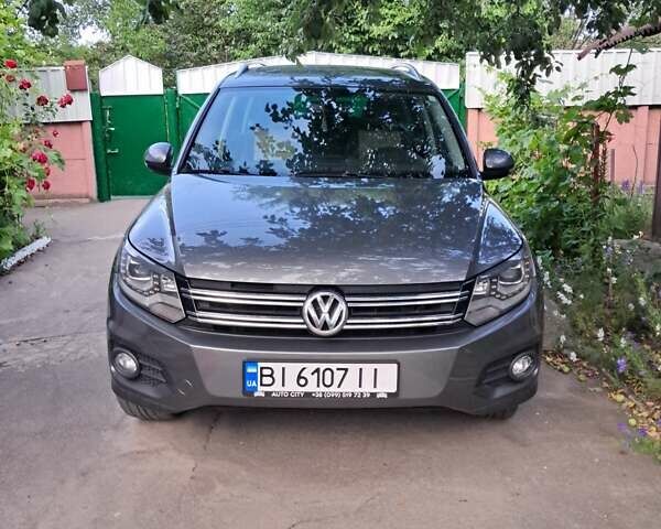 Серый Фольксваген Тигуан, объемом двигателя 1.98 л и пробегом 198 тыс. км за 14500 $, фото 10 на Automoto.ua