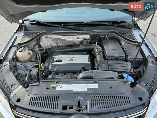 Сірий Фольксваген Тігуан, об'ємом двигуна 1.98 л та пробігом 145 тис. км за 12950 $, фото 24 на Automoto.ua