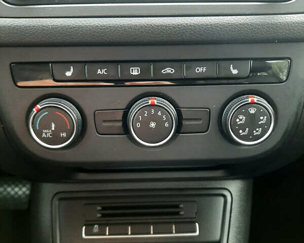 Сірий Фольксваген Тігуан, об'ємом двигуна 2 л та пробігом 206 тис. км за 12600 $, фото 13 на Automoto.ua