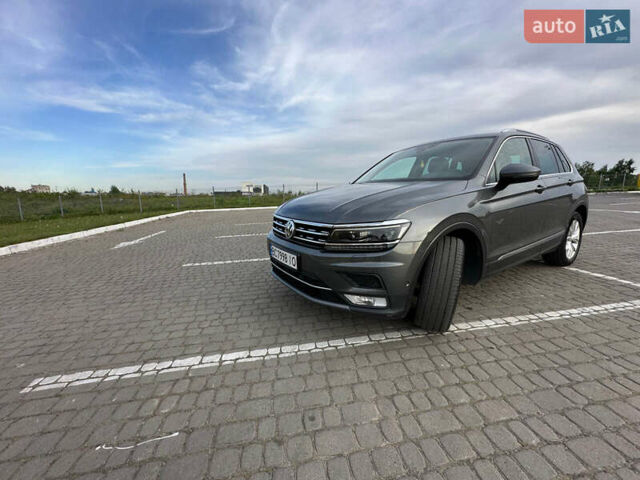 Серый Фольксваген Тигуан, объемом двигателя 2 л и пробегом 245 тыс. км за 26999 $, фото 8 на Automoto.ua