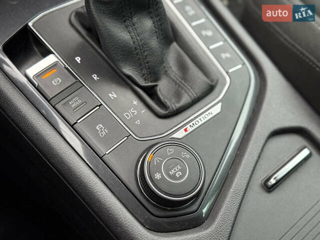 Сірий Фольксваген Тігуан, об'ємом двигуна 1.97 л та пробігом 149 тис. км за 24000 $, фото 22 на Automoto.ua