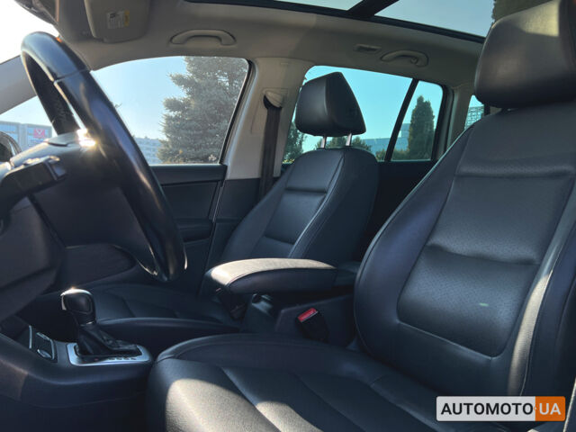 Сірий Фольксваген Тігуан, об'ємом двигуна 2 л та пробігом 137 тис. км за 16700 $, фото 14 на Automoto.ua