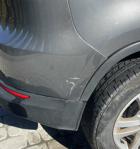 Сірий Фольксваген Тігуан, об'ємом двигуна 1.98 л та пробігом 148 тис. км за 13000 $, фото 15 на Automoto.ua