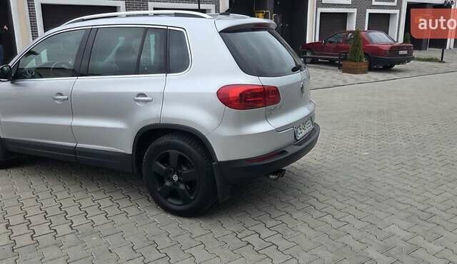 Серый Фольксваген Тигуан, объемом двигателя 1.98 л и пробегом 150 тыс. км за 14500 $, фото 8 на Automoto.ua