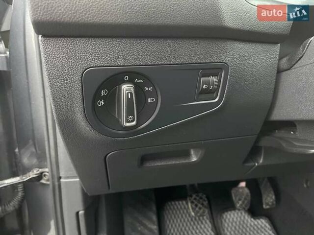 Серый Фольксваген Тигуан, объемом двигателя 1.98 л и пробегом 170 тыс. км за 18999 $, фото 28 на Automoto.ua