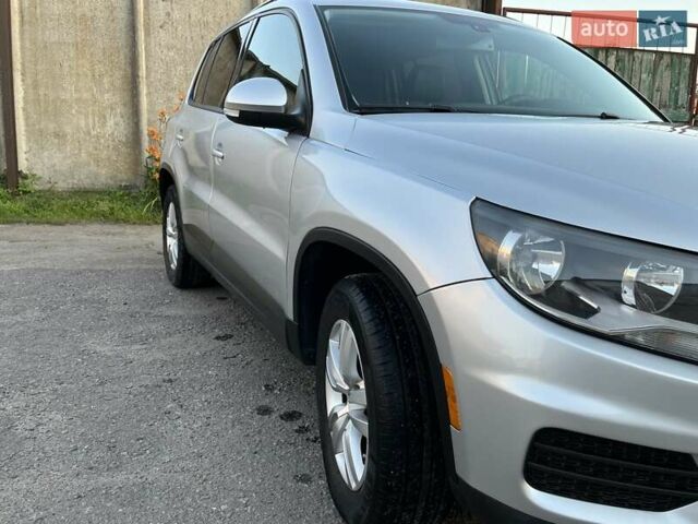Сірий Фольксваген Тігуан, об'ємом двигуна 1.98 л та пробігом 145 тис. км за 12950 $, фото 3 на Automoto.ua