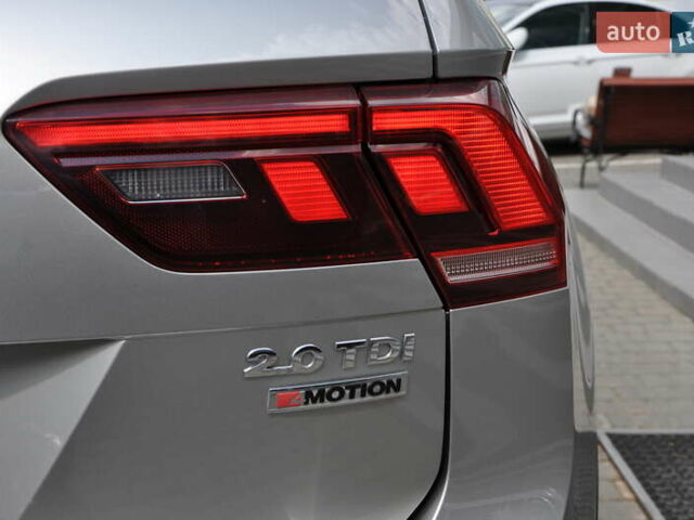 Сірий Фольксваген Тігуан, об'ємом двигуна 1.98 л та пробігом 174 тис. км за 20300 $, фото 5 на Automoto.ua