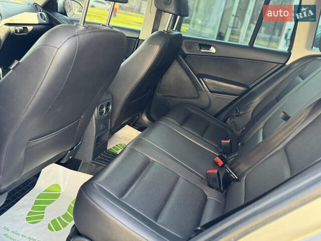 Серый Фольксваген Тигуан, объемом двигателя 1.98 л и пробегом 115 тыс. км за 12999 $, фото 14 на Automoto.ua