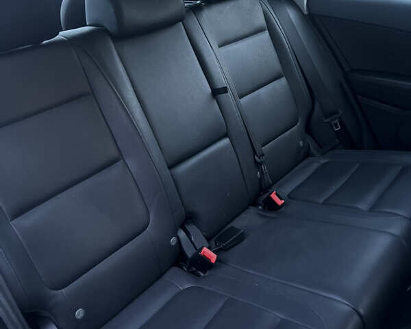 Серый Фольксваген Тигуан, объемом двигателя 2 л и пробегом 220 тыс. км за 12350 $, фото 12 на Automoto.ua