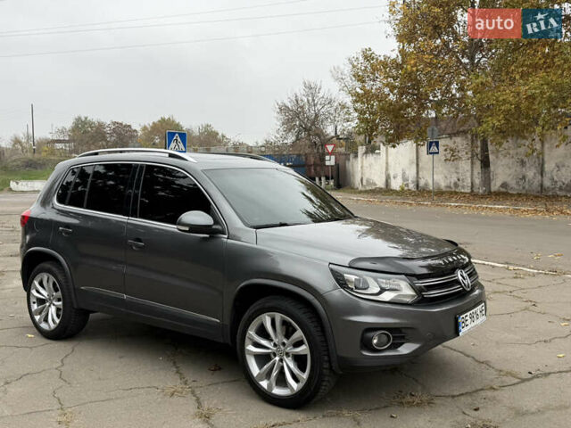 Серый Фольксваген Тигуан, объемом двигателя 2 л и пробегом 163 тыс. км за 15700 $, фото 60 на Automoto.ua