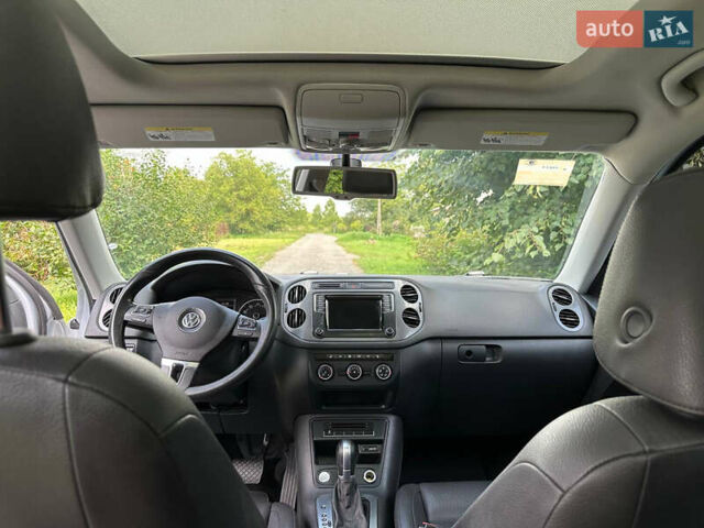 Серый Фольксваген Тигуан, объемом двигателя 2 л и пробегом 128 тыс. км за 15000 $, фото 11 на Automoto.ua