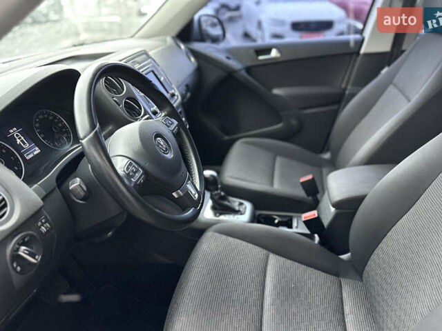 Серый Фольксваген Тигуан, объемом двигателя 1.39 л и пробегом 154 тыс. км за 14500 $, фото 18 на Automoto.ua