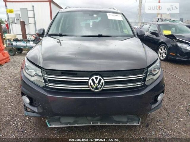 Серый Фольксваген Тигуан, объемом двигателя 2 л и пробегом 144 тыс. км за 3000 $, фото 4 на Automoto.ua