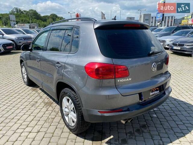 Серый Фольксваген Тигуан, объемом двигателя 1.98 л и пробегом 99 тыс. км за 12300 $, фото 3 на Automoto.ua