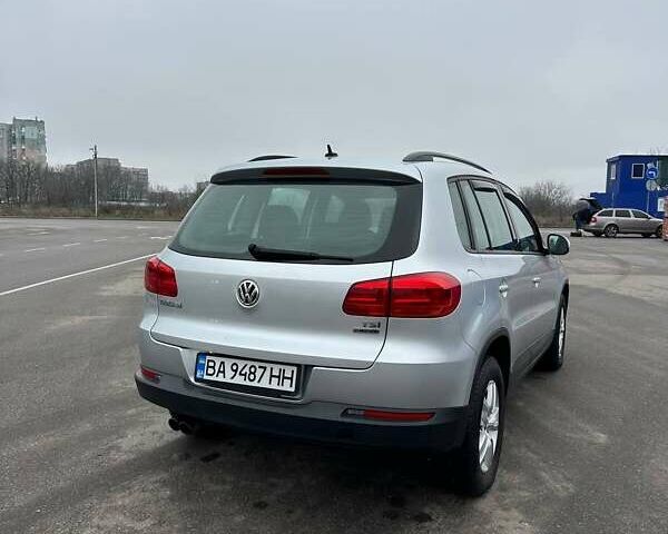 Сірий Фольксваген Тігуан, об'ємом двигуна 1.98 л та пробігом 117 тис. км за 13500 $, фото 4 на Automoto.ua